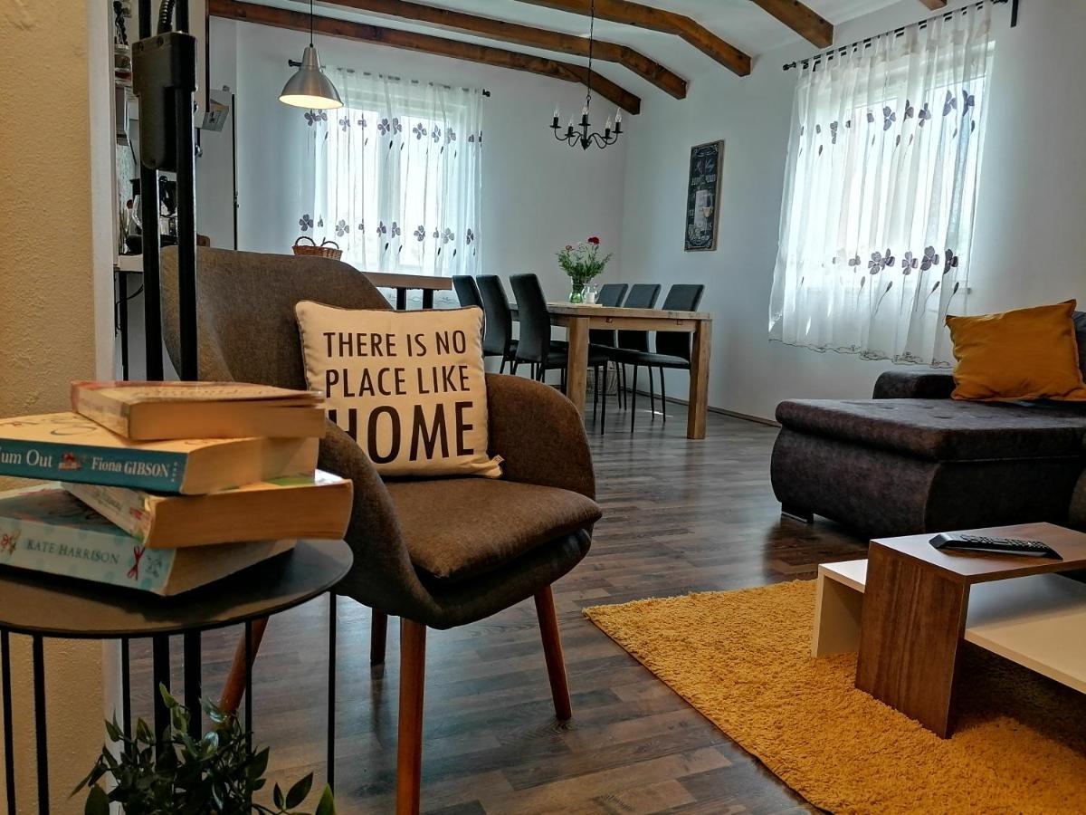 Appartement House Mario Near Rovinj à Kanfanar Extérieur photo