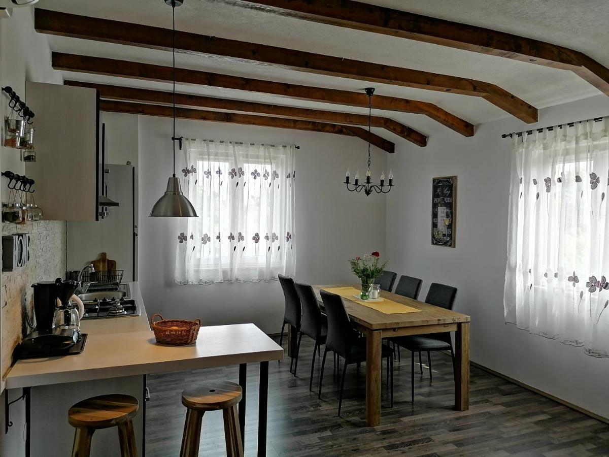 Appartement House Mario Near Rovinj à Kanfanar Extérieur photo