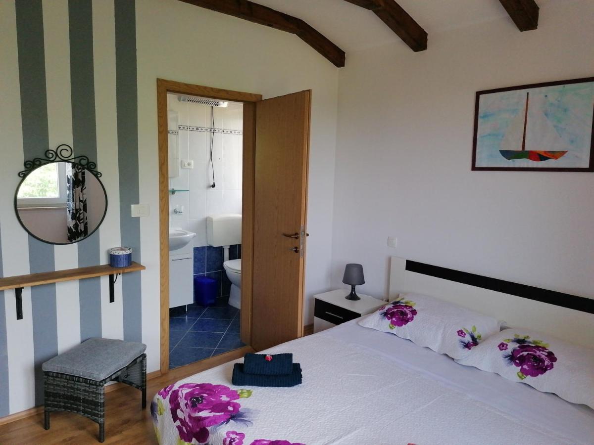 Appartement House Mario Near Rovinj à Kanfanar Extérieur photo