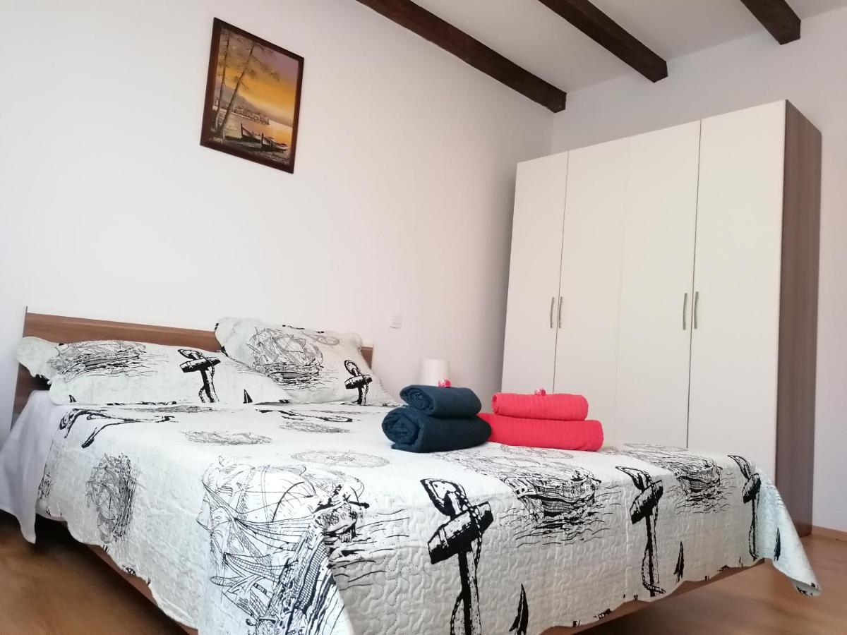 Appartement House Mario Near Rovinj à Kanfanar Extérieur photo