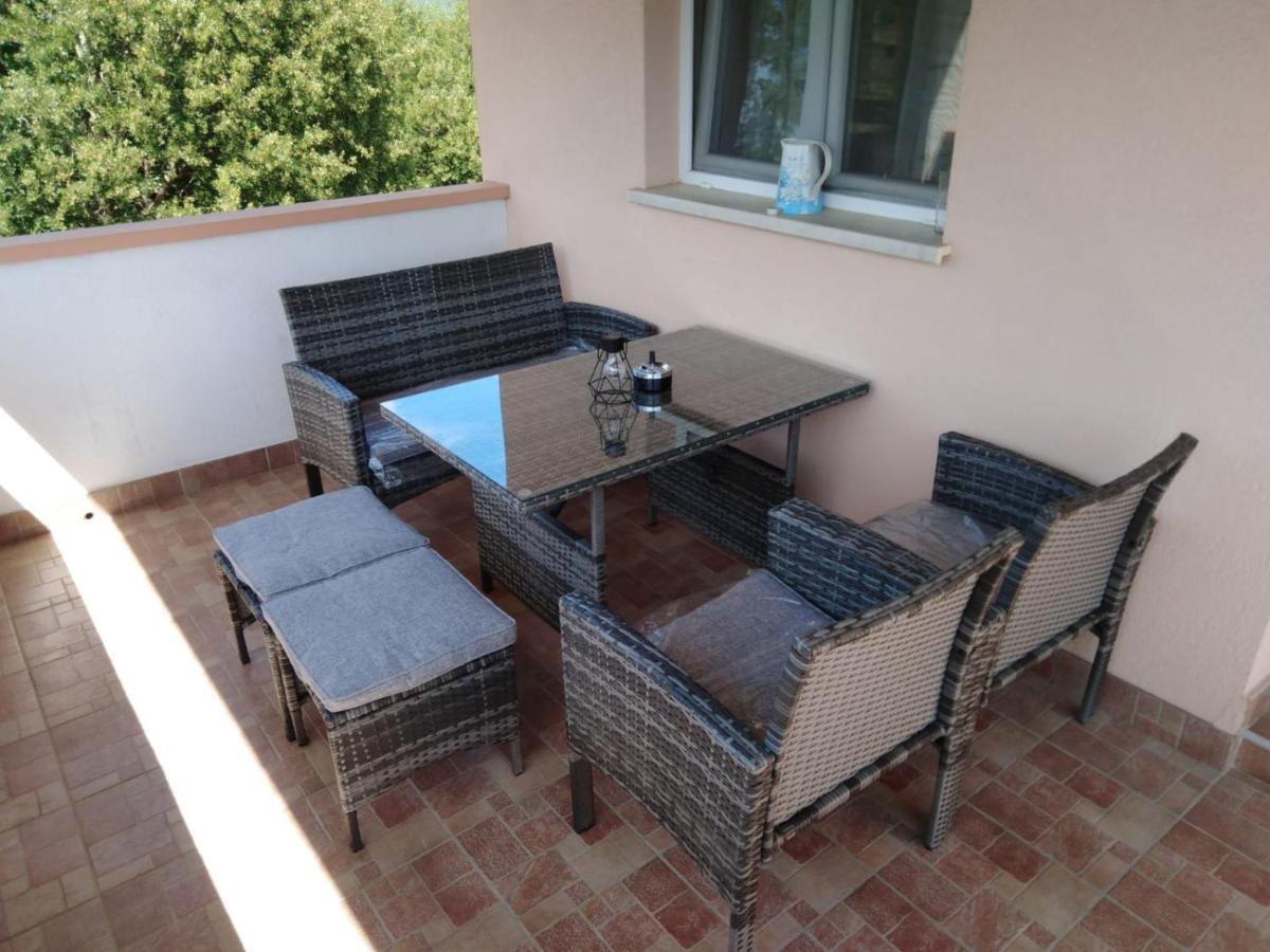 Appartement House Mario Near Rovinj à Kanfanar Extérieur photo